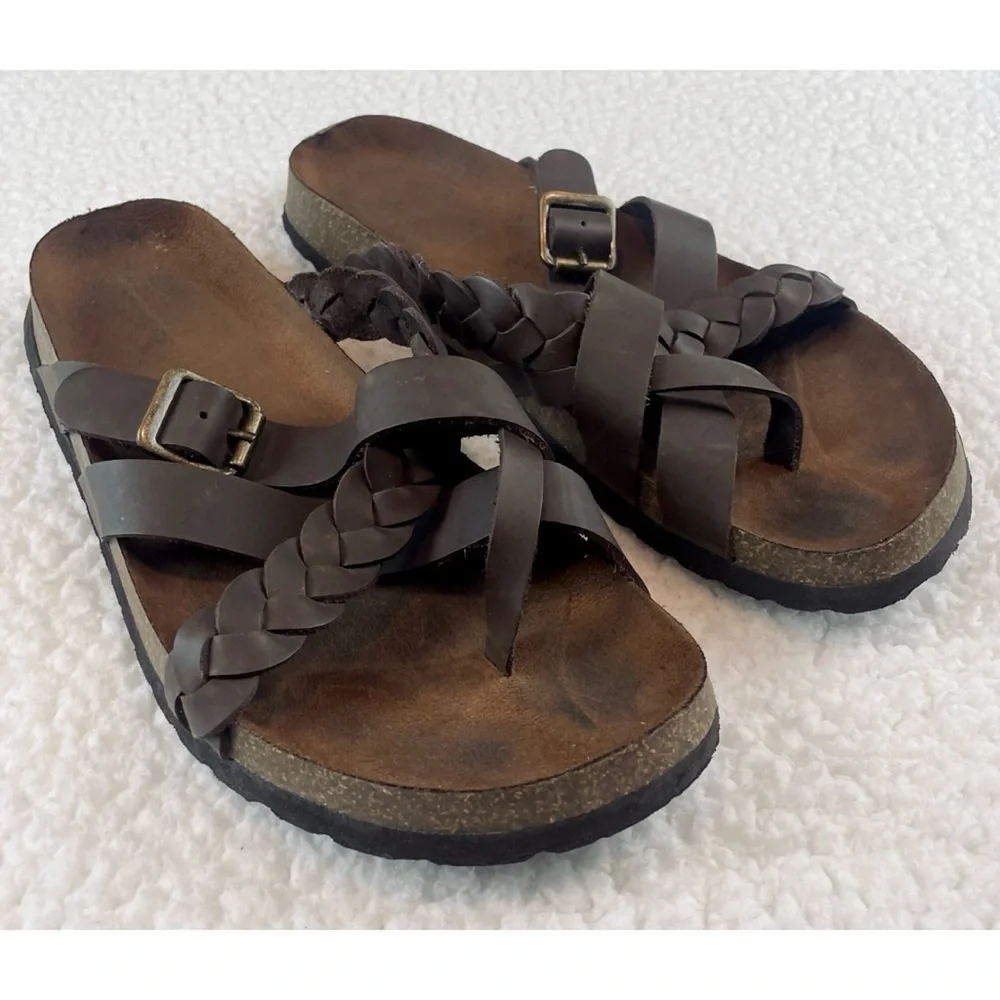 KOHL’S • Dark Brown Leather Strappy Criss-Cross Slide Sandals, 9 - Picture 8 of 16